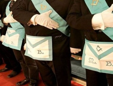 Μήνυση του λογιστή της μασονικής Στοάς των Αθηνών κατά ολόκληρης της ιεραρχίας των Μασόνων!